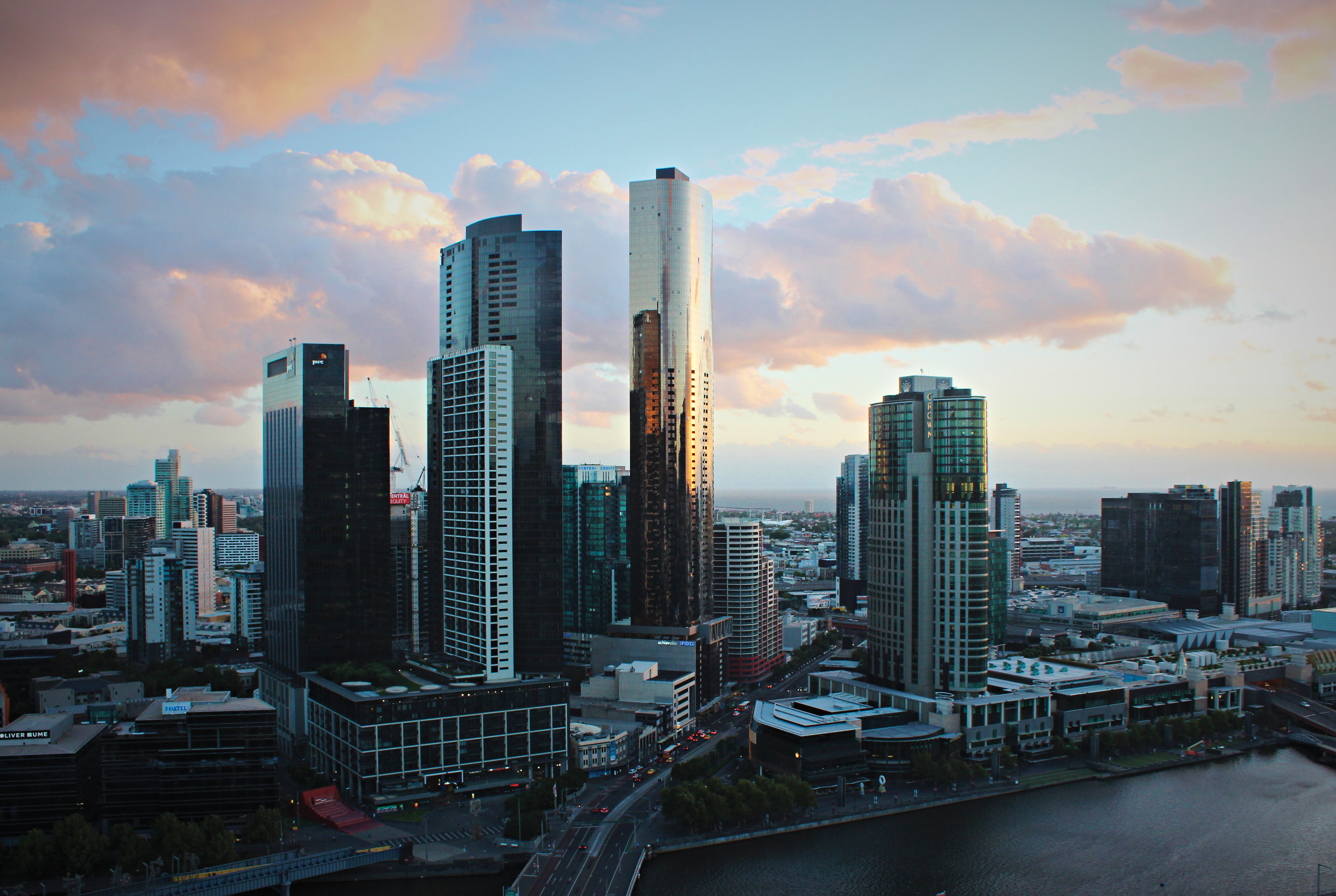 Cityscape shot of Southbank in Melbourne